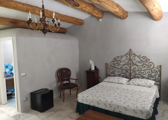 La Coloniale Penzion San Pantaleo