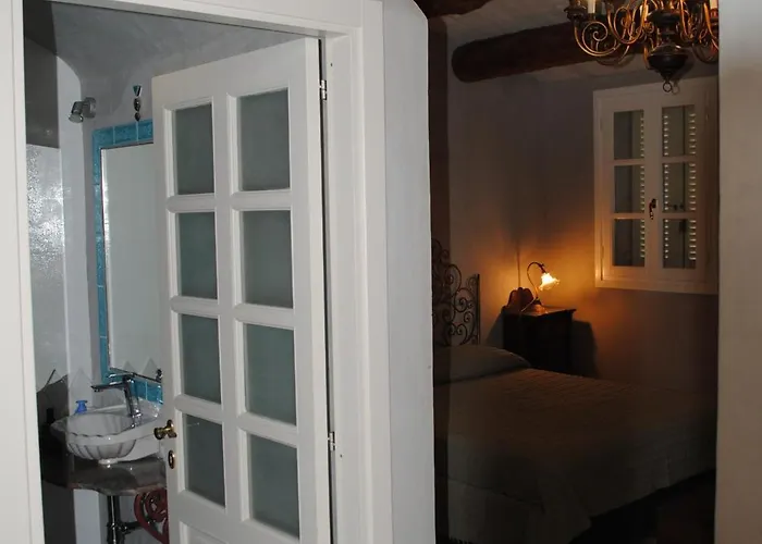 La Coloniale Penzion San Pantaleo